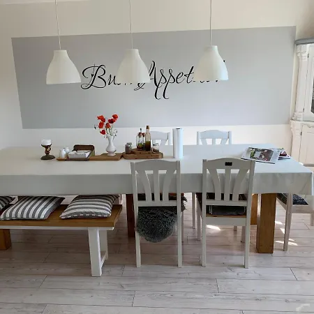 Country House Bed & Breakfast 3*