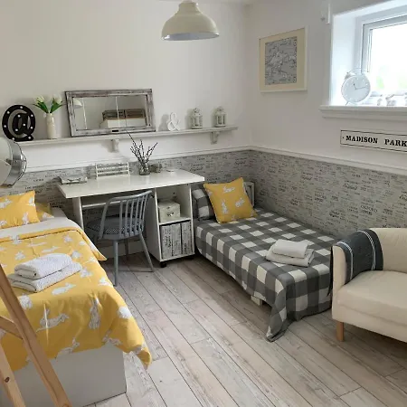 Country House Bed & Breakfast 3*