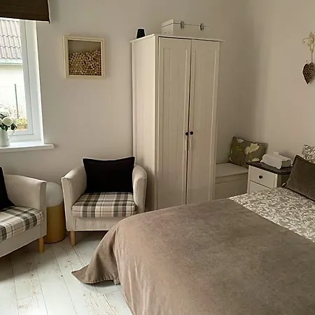 Country House Bed and Breakfast 3*